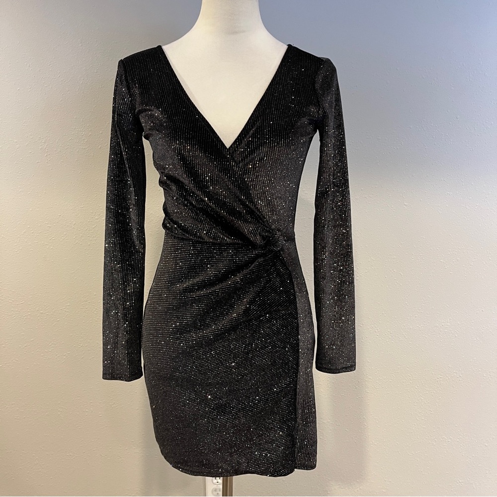 Trixxi sparkly Black Long Sleeve Stretchy‎ fake wrap mini Dress Size extra small